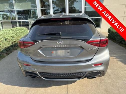 2018 INFINITI QX30 Sport
