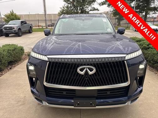 2025 INFINITI QX80 SENSORY