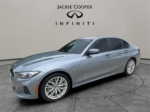 2023 BMW 330e 330e