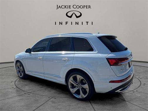 2021 Audi Q7 55 Prestige