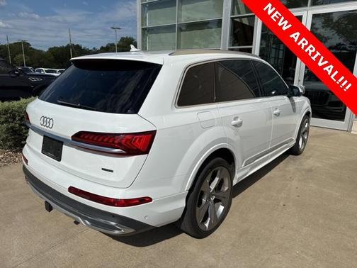 2021 Audi Q7 55 Prestige