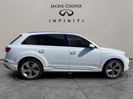 2021 Audi Q7 55 Prestige