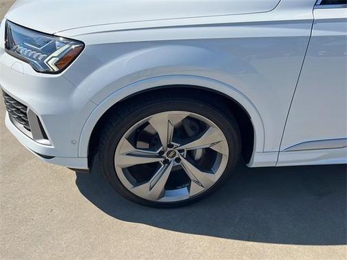 2021 Audi Q7 55 Prestige