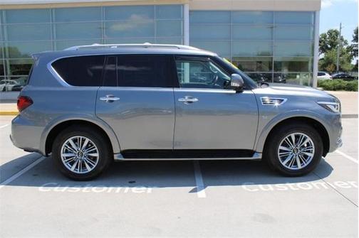 Photo 3 of 31 of 2019 INFINITI QX80 Luxe