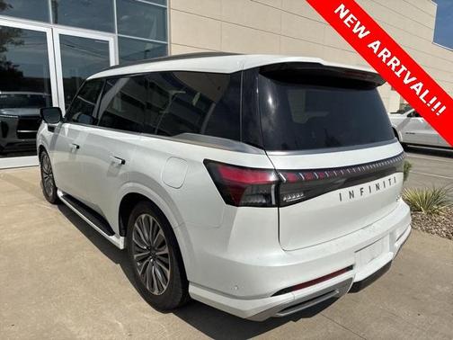 2025 INFINITI QX80 SENSORY