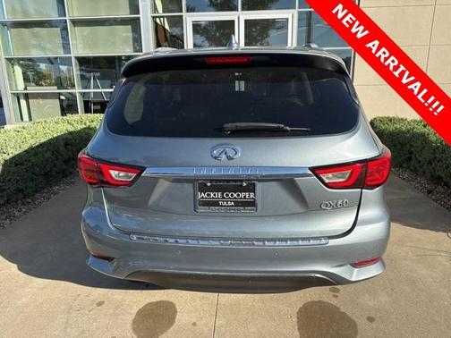 2016 INFINITI QX60 Base