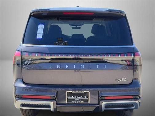 2025 INFINITI QX80 PURE