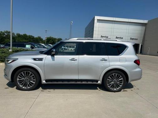 2021 INFINITI QX80 SENSORY