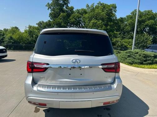 2021 INFINITI QX80 SENSORY