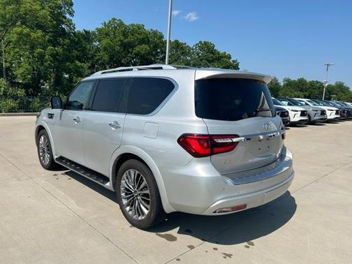 2021 INFINITI QX80 SENSORY