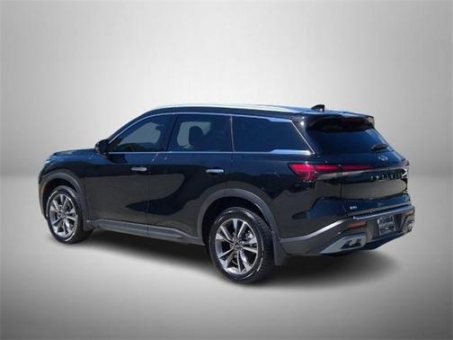 2022 INFINITI QX60 Luxe