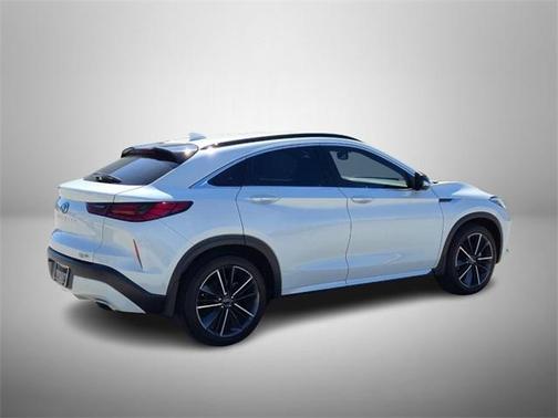 2023 INFINITI QX55 ESSENTIAL