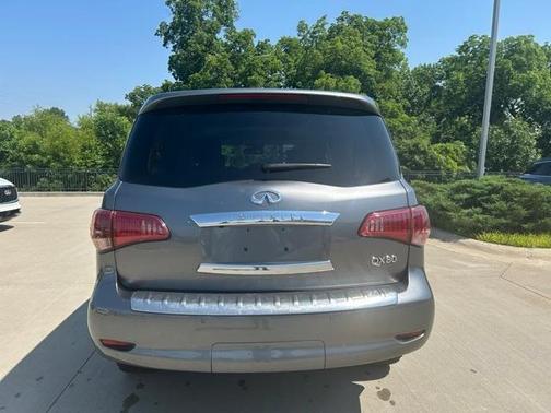 2017 INFINITI QX80 Base