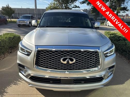 2019 INFINITI QX80 LUXE