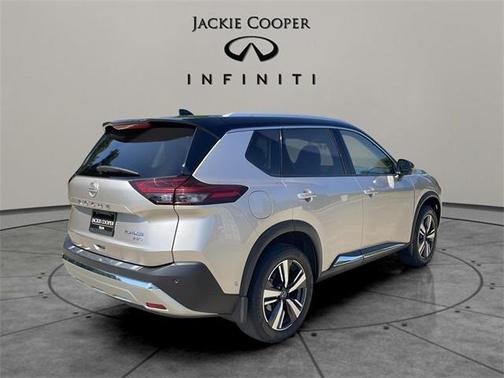 2022 Nissan Rogue Platinum