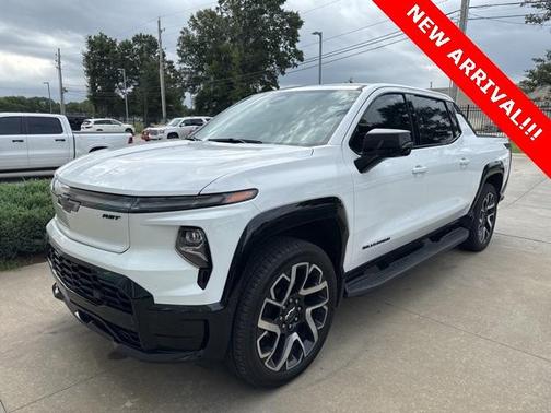2024 Chevrolet Silverado EV RST