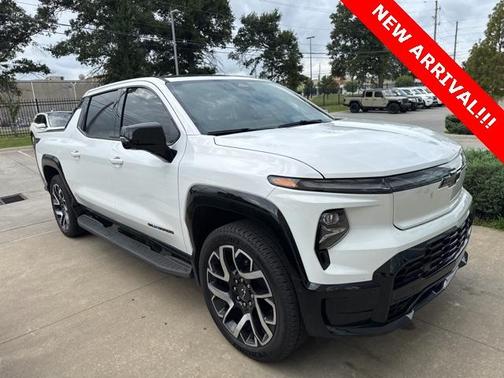 2024 Chevrolet Silverado EV RST