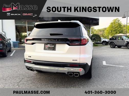 2024 GMC Acadia Denali