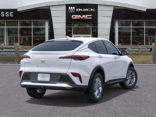 Summit White 2026 Buick Envista Preferred FWD
