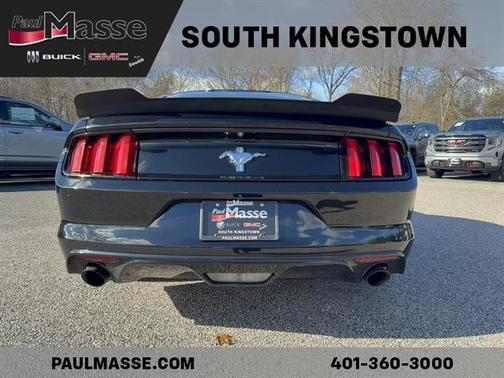 2017 Ford Mustang V6