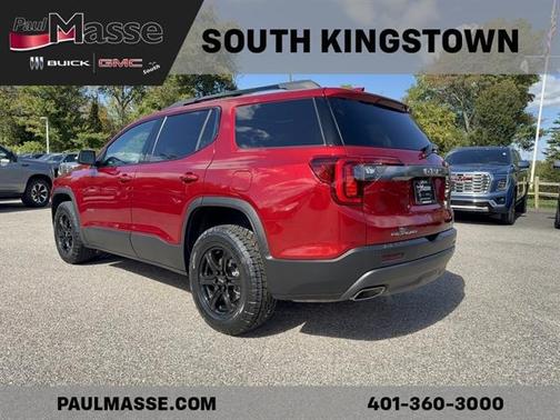 2023 GMC Acadia AWD AT4