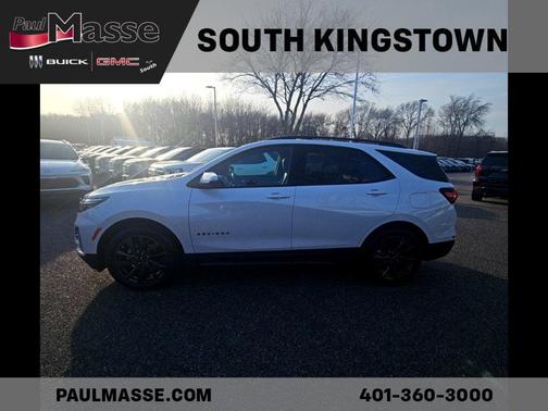 Iridescent Pearl Tricoat 2023 Chevrolet Equinox AWD RS