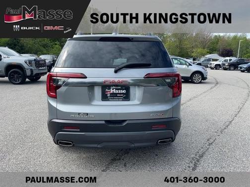 2023 GMC Acadia AWD AT4