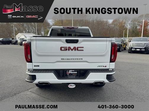 2023 GMC Sierra 1500 AT4