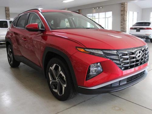 Red 2023 Hyundai TUCSON SEL