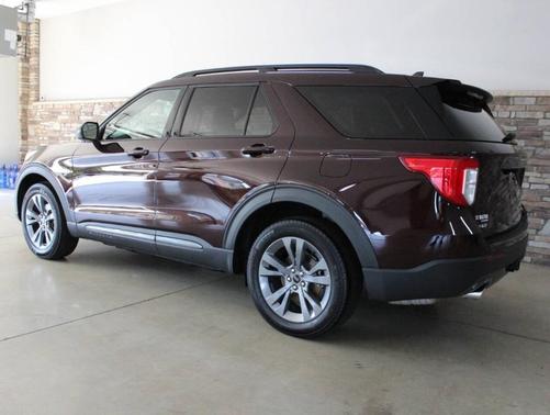 Jewel Red Metallic 2023 Ford Explorer XLT