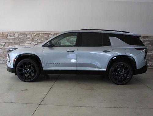 Gray 2024 Chevrolet Traverse RS