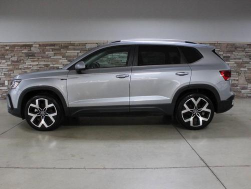 2023 Volkswagen Taos 1.5T SEL