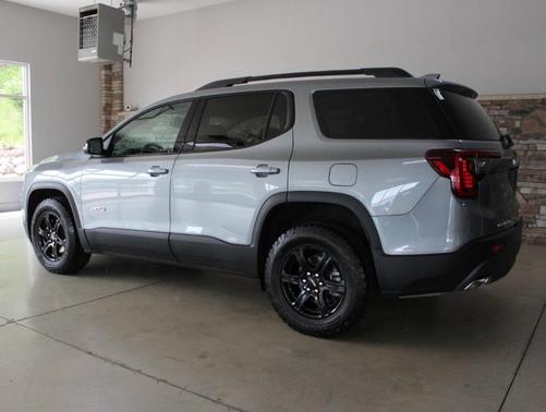 Gray 2023 GMC Acadia AT4