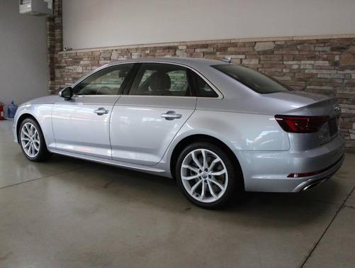 Florett Silver Metallic 2019 Audi A4 2.0T Premium