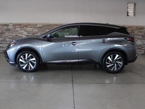 2022 Nissan Murano SL