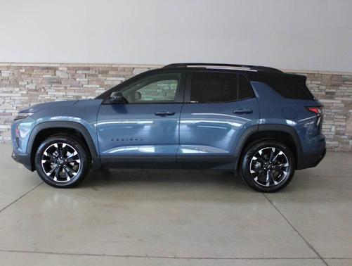 Blue 2025 Chevrolet Equinox RS