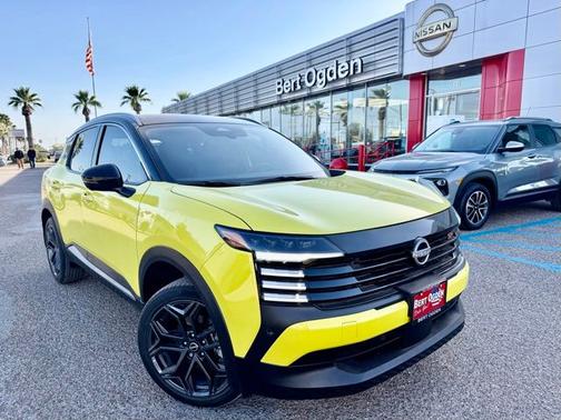 2025 Nissan Kicks SR