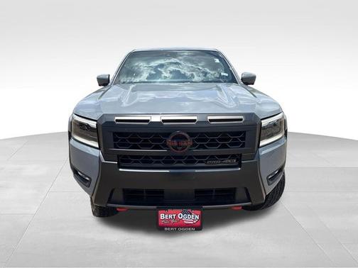 Boulder Gray Metallic 2026 Nissan Frontier PRO-4X