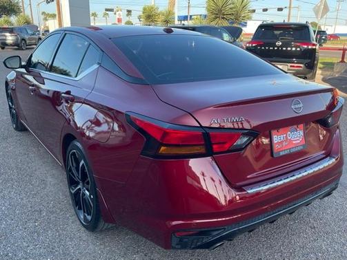 2023 Nissan Altima 2.5 SR