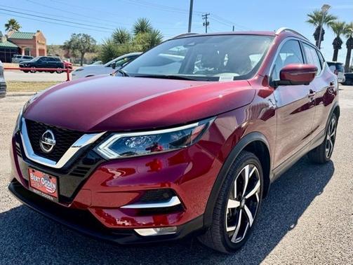 2022 Nissan Rogue Sport SL