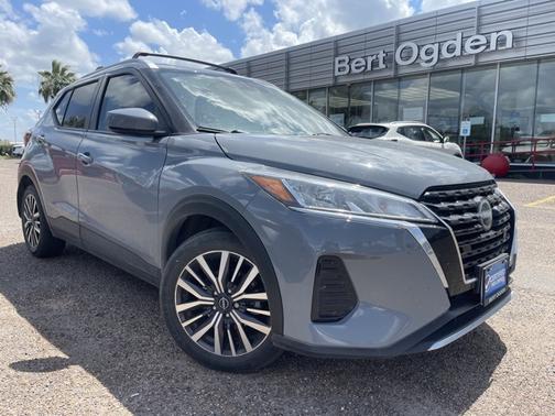 2023 Nissan Kicks SV