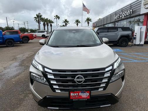 Champagne Silver 2024 Nissan Rogue Platinum