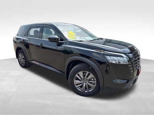 Black 2026 Nissan Pathfinder S