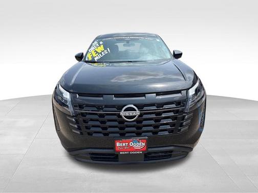 Black 2026 Nissan Pathfinder S