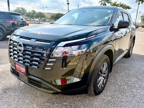 Black 2026 Nissan Pathfinder S