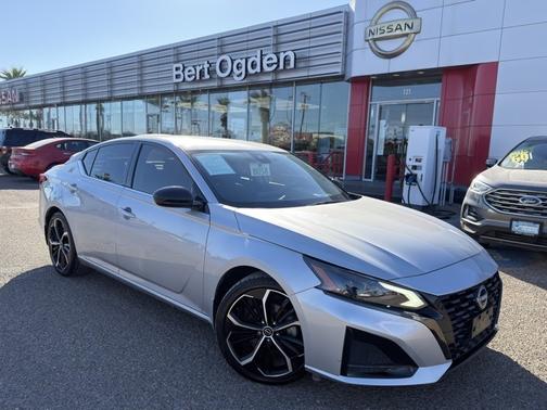 2023 Nissan Altima 2.5 SR