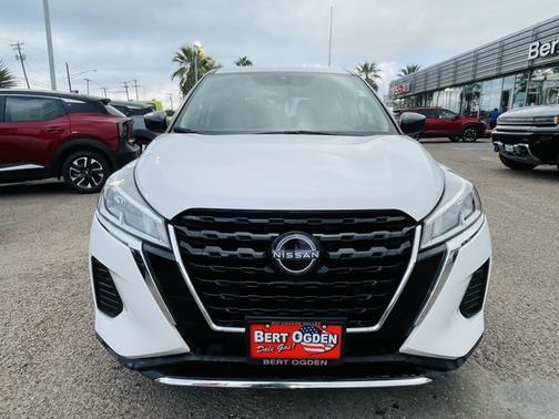 2024 Nissan Kicks S