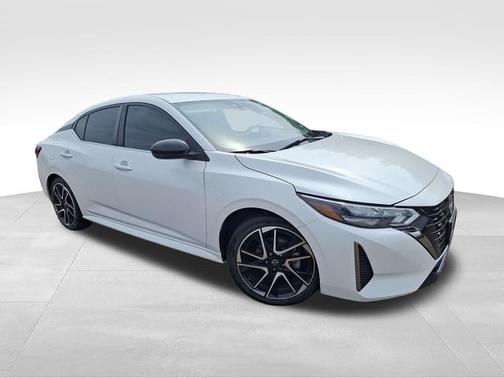 Aspen White 2024 Nissan Sentra SR