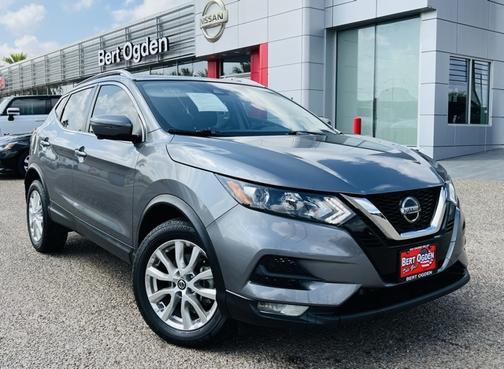 2022 Nissan Rogue Sport SV