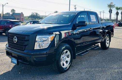 2022 Nissan Titan S